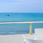Sea Breeze Hideout B87 Apartmán *